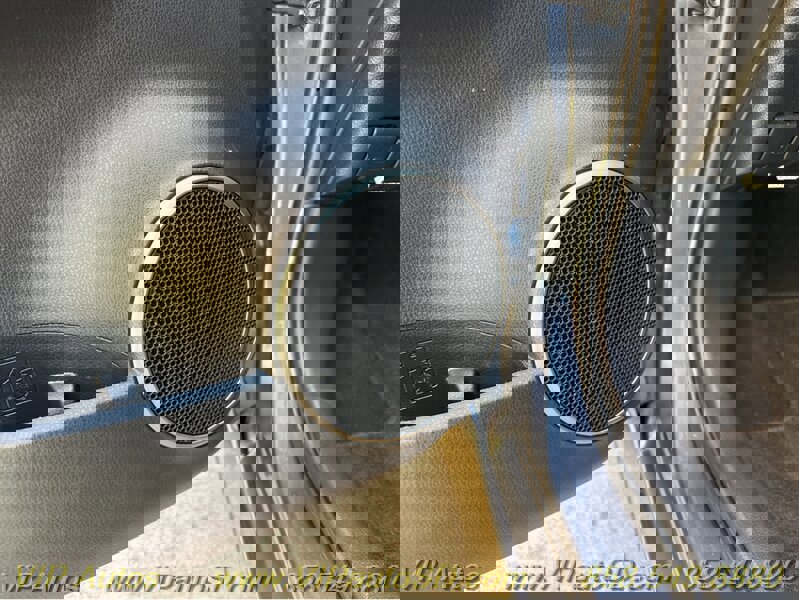 Used 2017 Toyota Yaris LE image 31