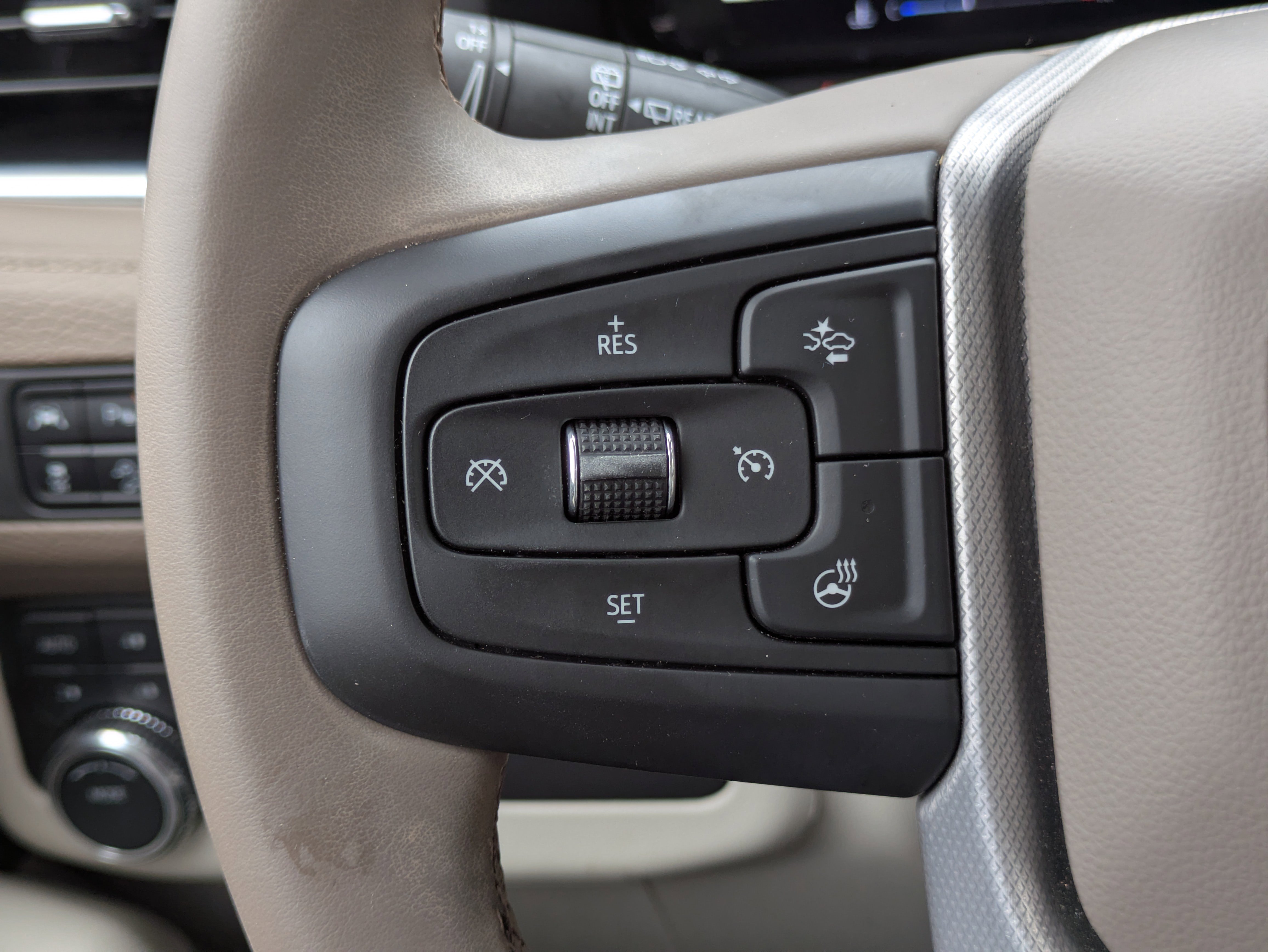 Used 2024 GMC Yukon Denali w/ LPO, Floor Liner Package image 18