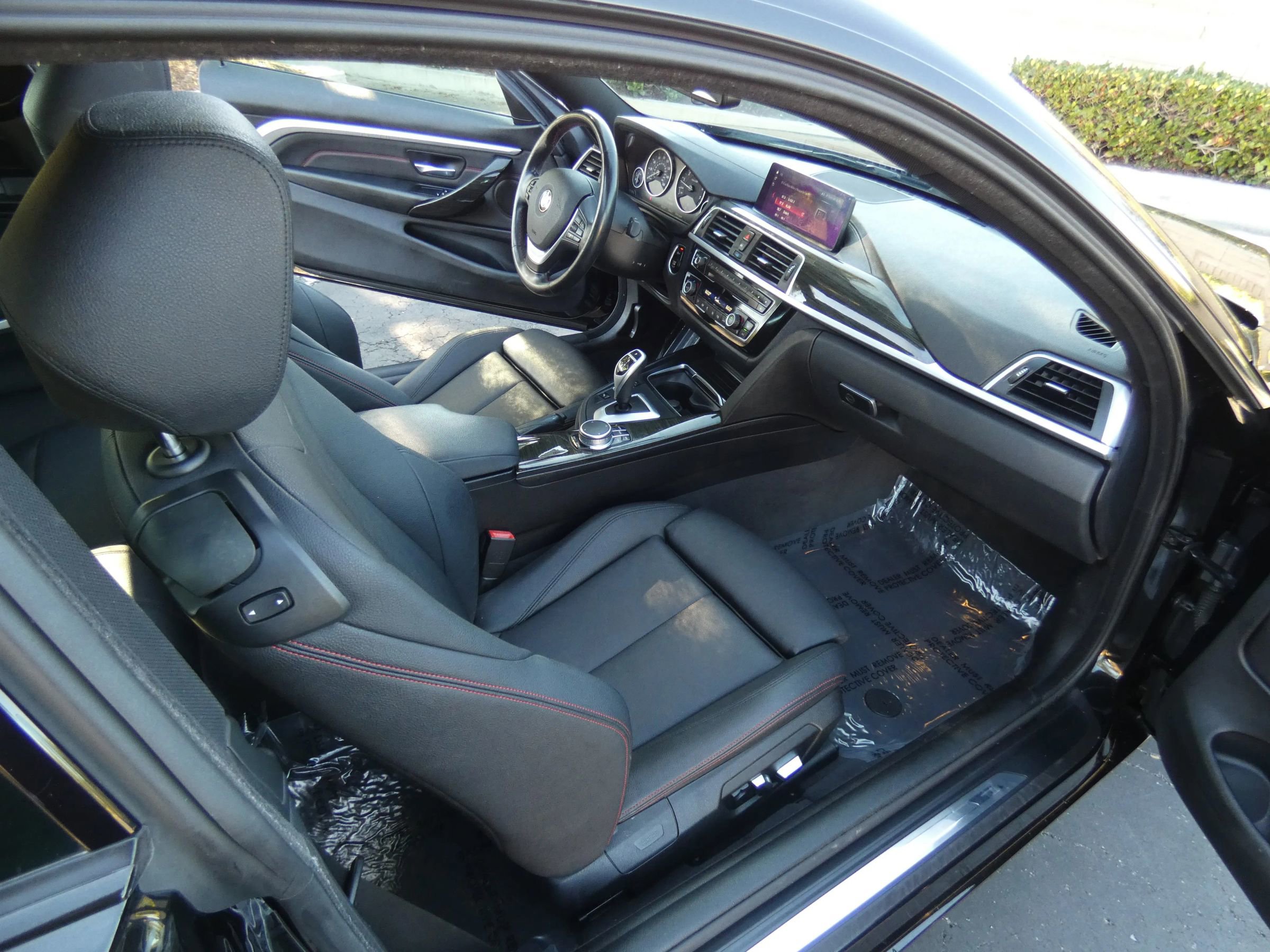 Used 2020 BMW 430i Coupe w/ Convenience Package image 23