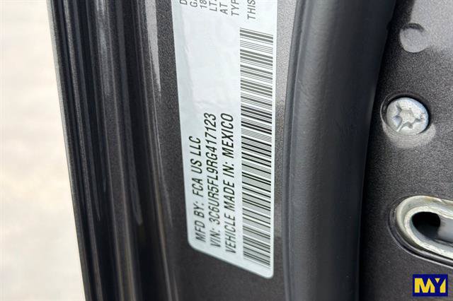 Used 2024 RAM 2500 Laramie w/ Safety Group AWD/4WD image 40