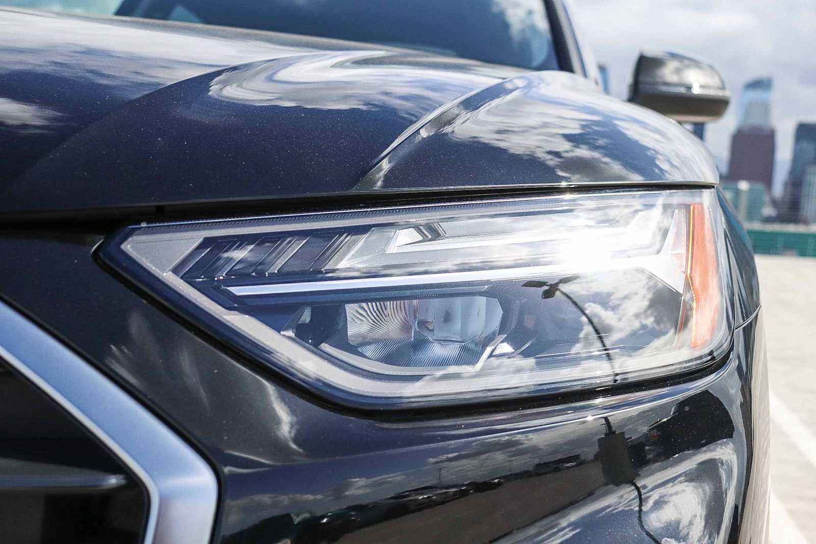 Used 2023 Audi Q5 2.0T Premium w/ Convenience Package AWD/4WD image 7