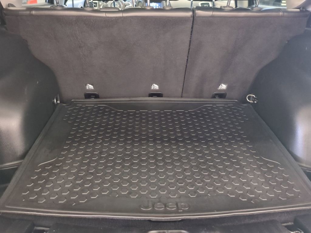 Used 2020 Jeep Compass Latitude w/ Cold Weather Group image 33