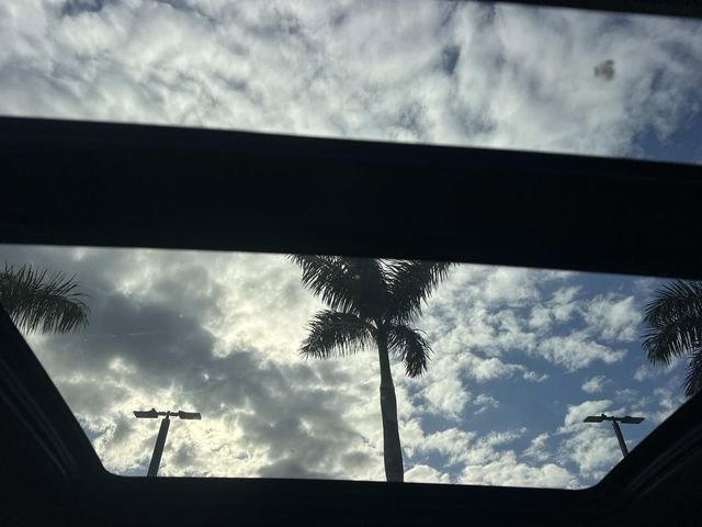 Certified 2025 Cadillac XT6 Luxury image 18