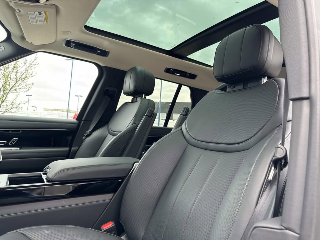 New 2026 Land Rover Range Rover SE AWD/4WD image 21