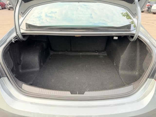 Used 2025 Chevrolet Malibu LT FWD image 26