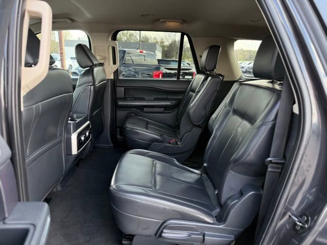Used 2024 Ford Expedition Max XLT AWD/4WD image 16
