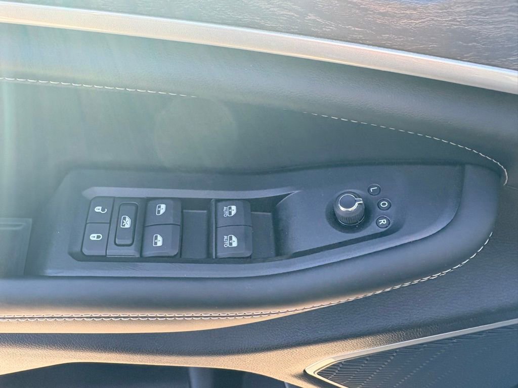 New 2026 Jeep Grand Cherokee Limited image 25