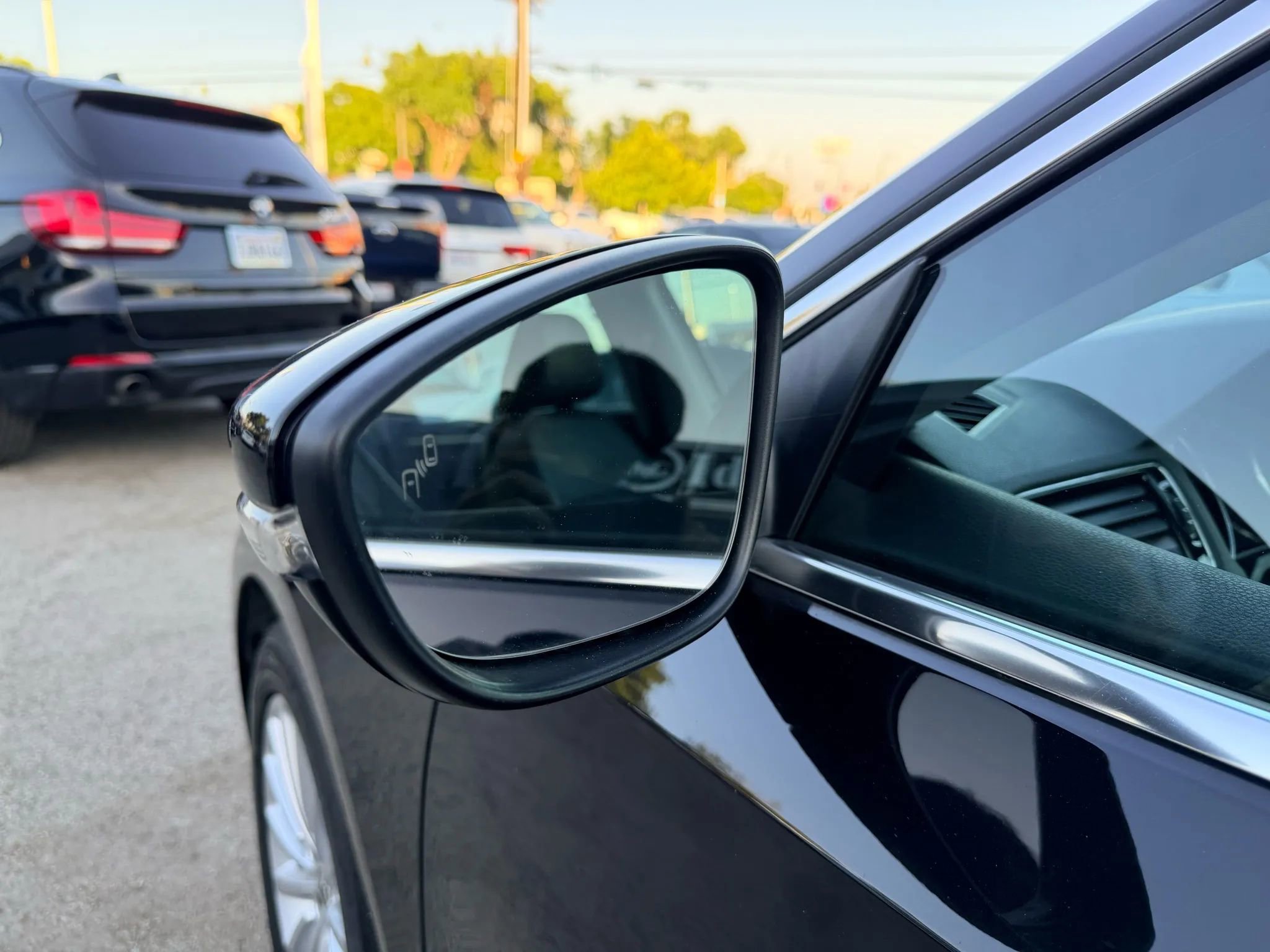 Used 2017 Volkswagen Passat 1.8T SE w/ SE Lighting Package image 27