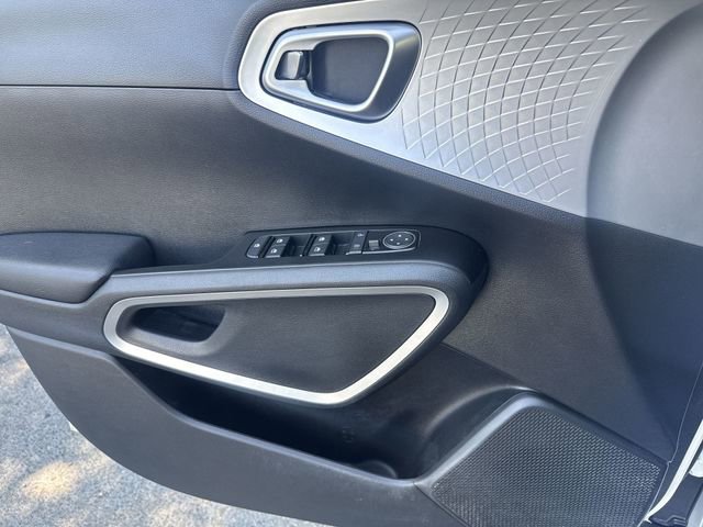 Used 2022 Kia Soul LX w/ Technology Package FWD image 27