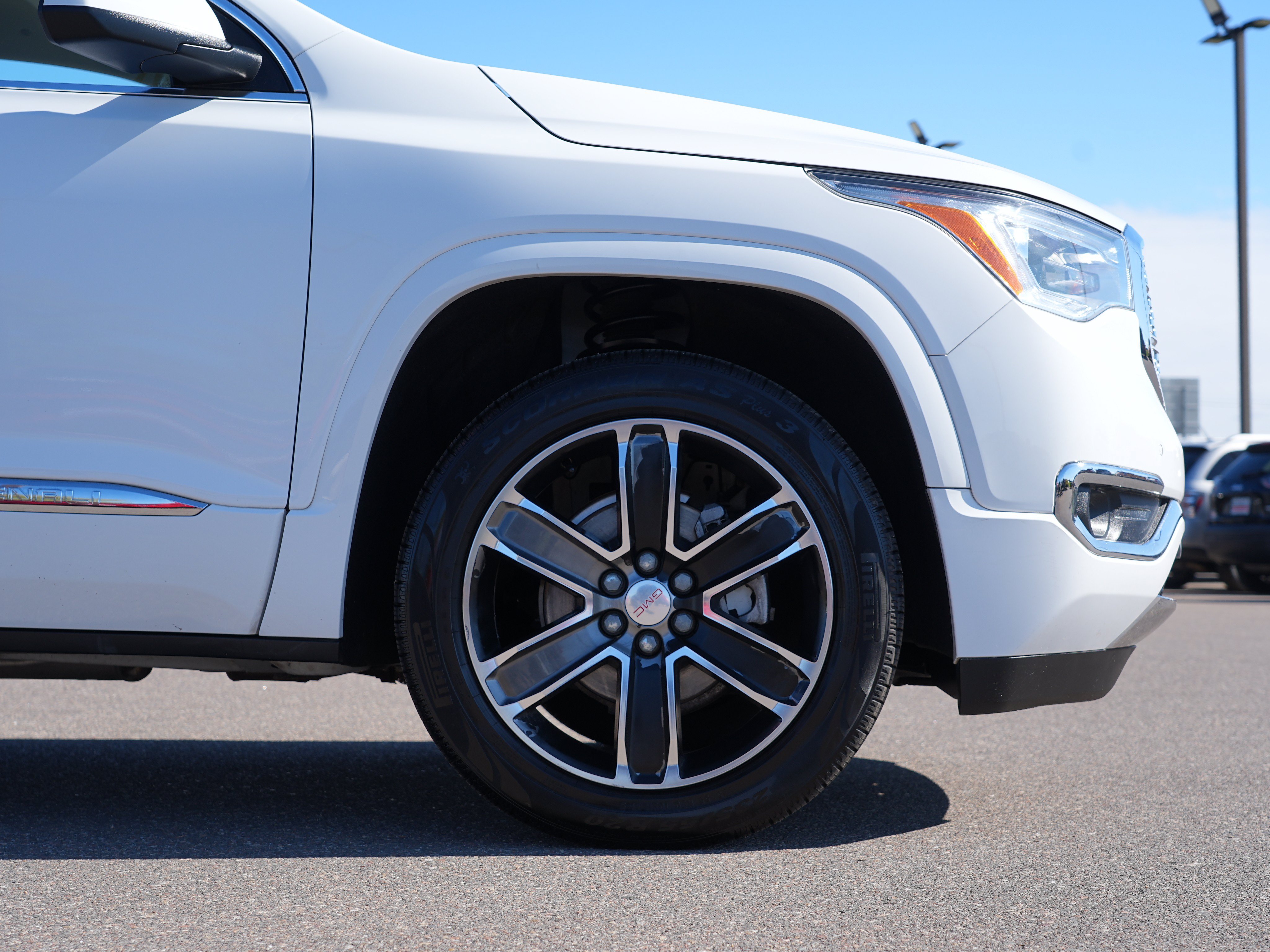 Used 2019 GMC Acadia Denali FWD image 11