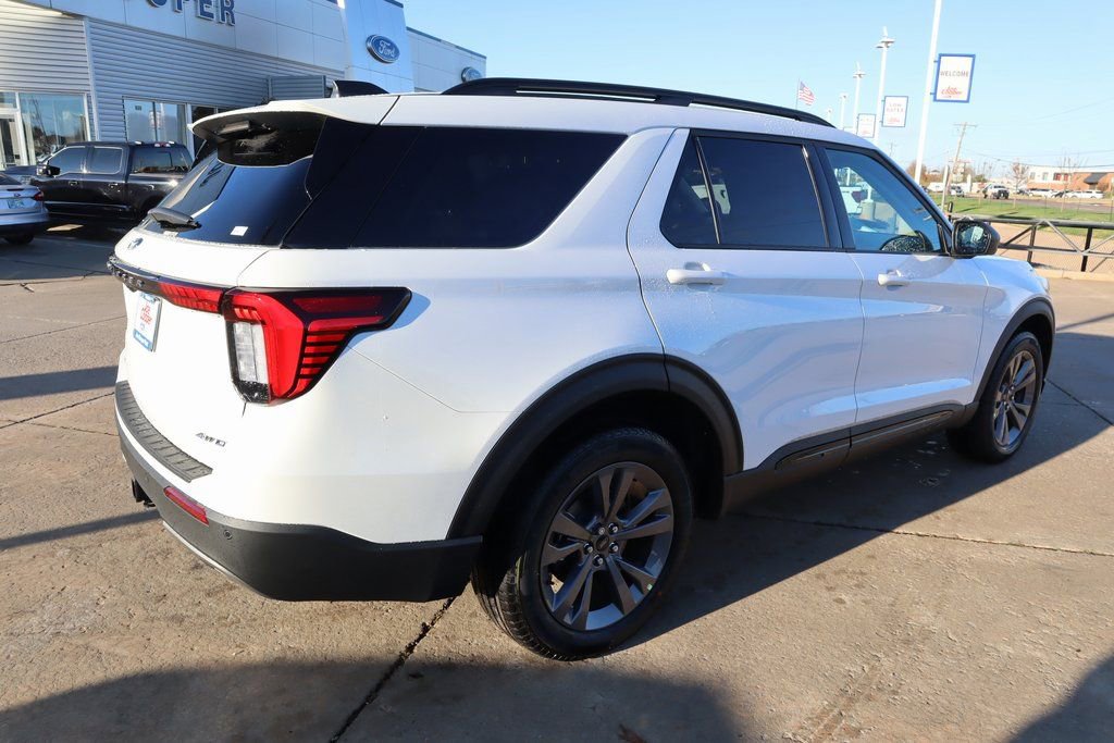 New 2026 Ford Explorer Active w/ Active Comfort Package image 22