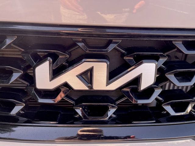 Used 2023 Kia Sorento SX AWD/4WD image 32