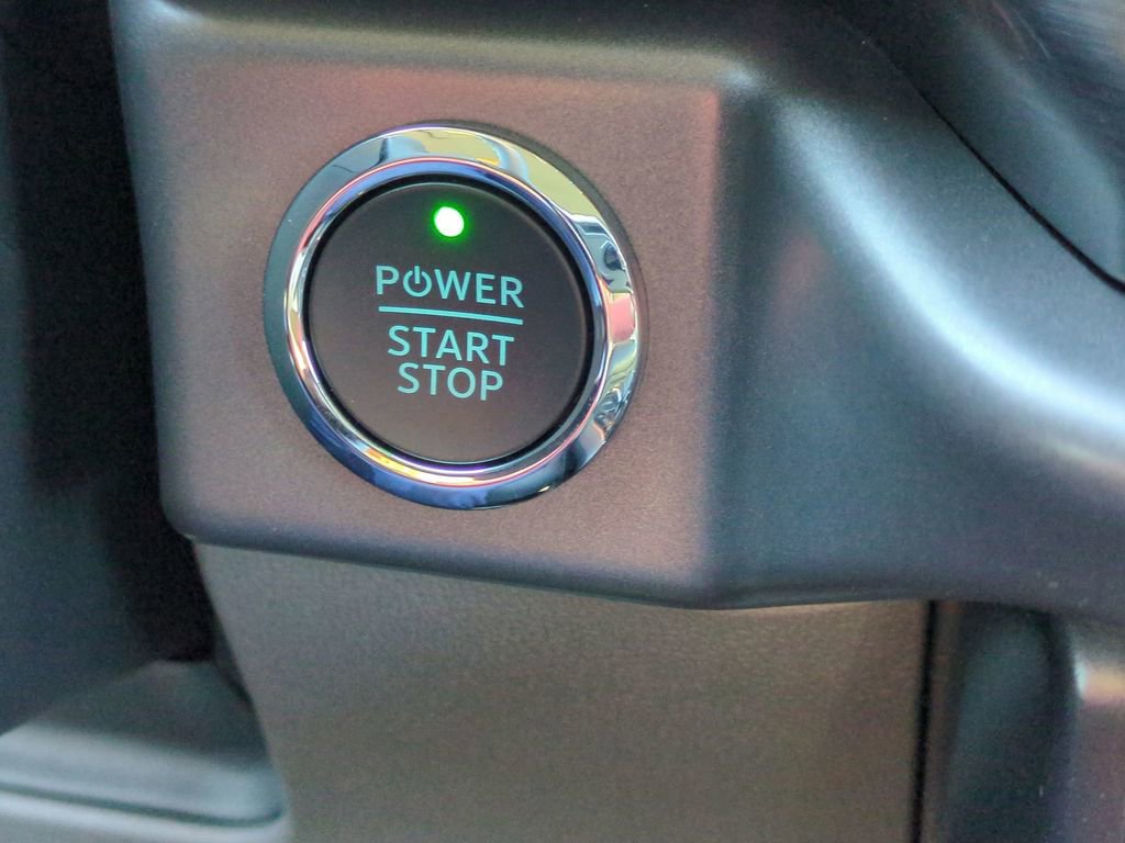 New 2025 Ford F150 Lightning Flash AWD/4WD image 28