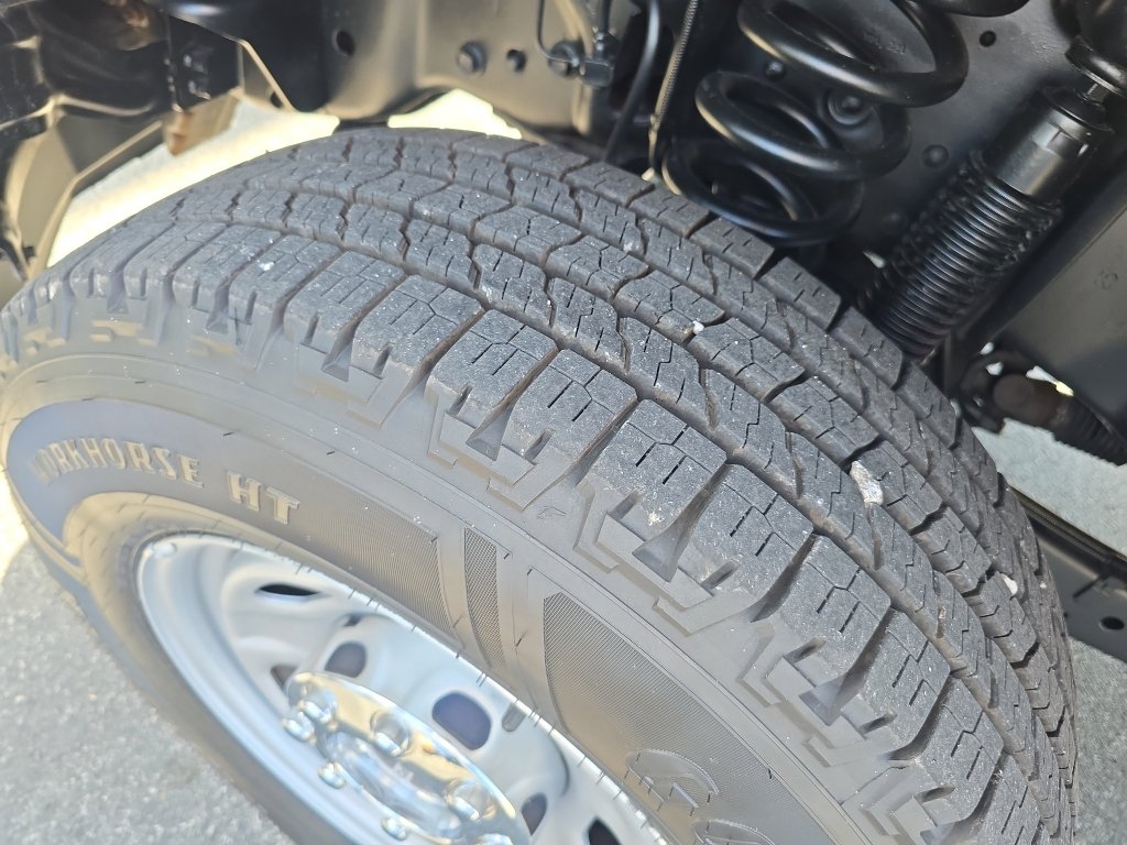 Used 2015 Ford F250 XL w/ Power Equipment Group AWD/4WD image 31