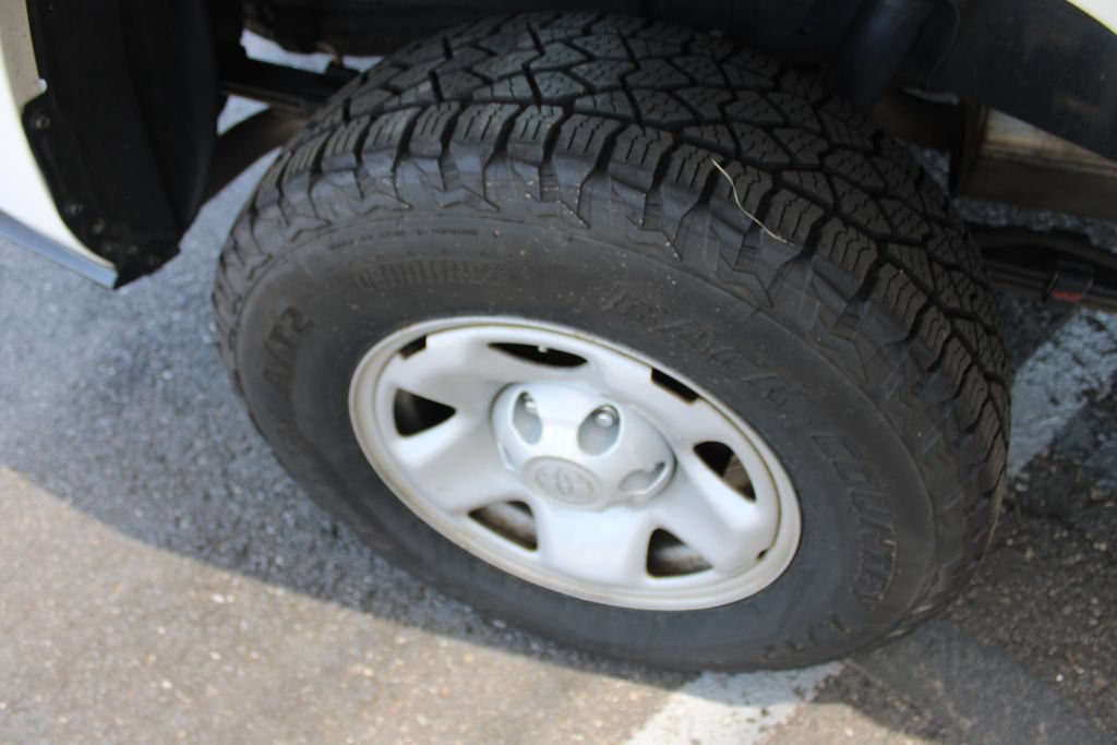 Used 2020 Toyota Tacoma SR AWD/4WD image 59