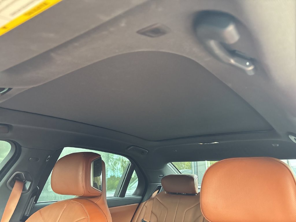 Certified 2024 BMW i7 eDrive50 RWD image 15