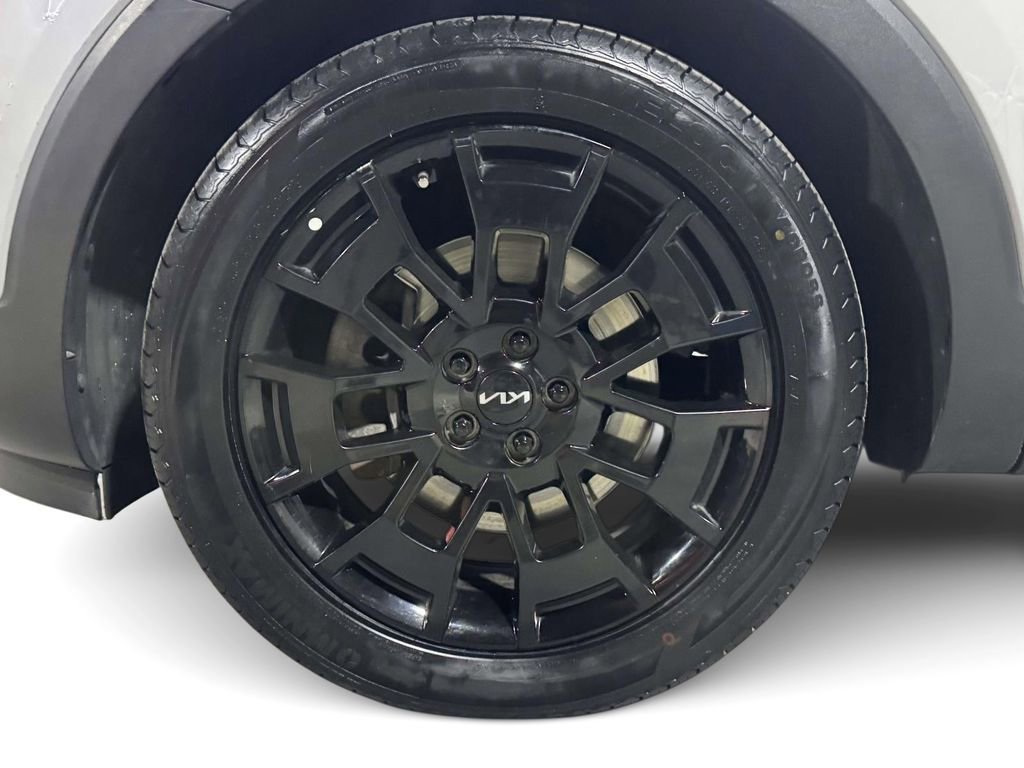 Used 2022 Kia Telluride SX w/ Nightfall Edition Package AWD/4WD image 7