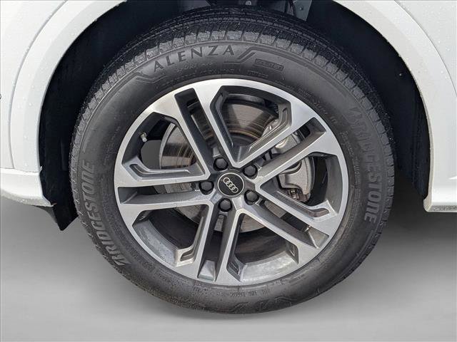 Certified 2025 Audi Q5 Premium w/ Convenience Package image 22