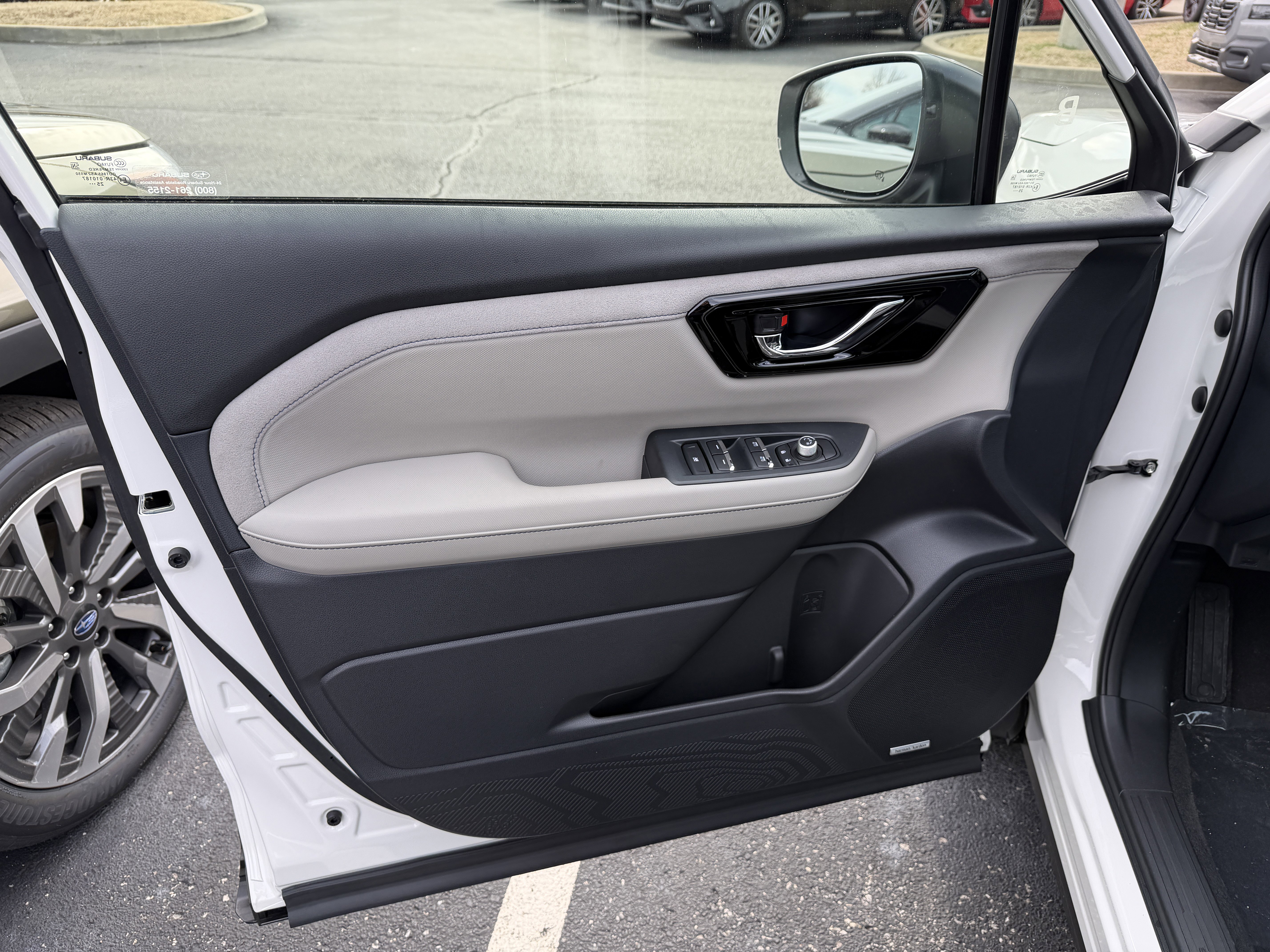 New 2025 Subaru Forester Limited image 9