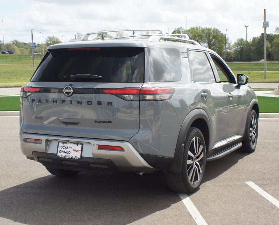 Used 2023 Nissan Pathfinder Platinum w/ Lighting Package (N93) FWD image 21