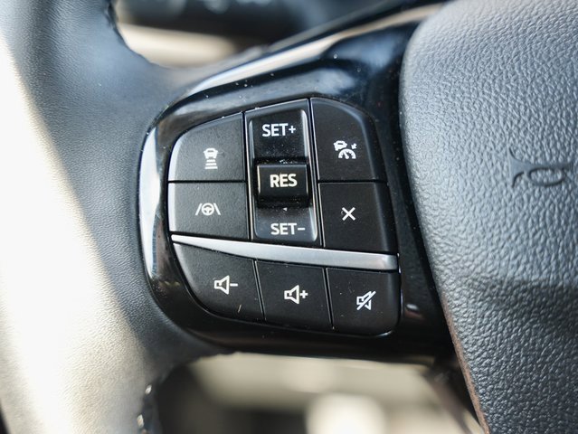 Used 2022 Ford Escape SEL w/ Technology Package image 17