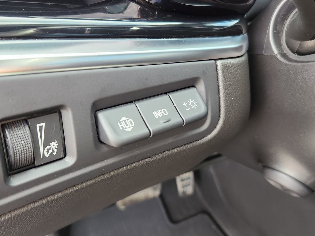 Used 2022 Cadillac XT6 Premium Luxury w/ Technology Package image 22