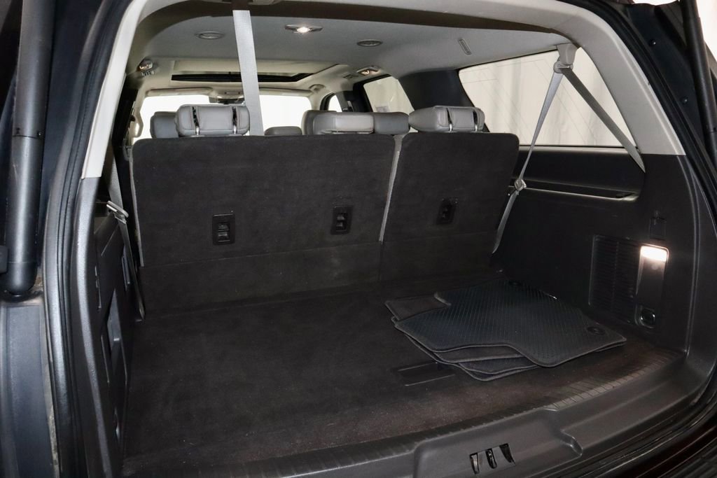 Used 2020 Ford Expedition Max XLT w/ Equipment Group 202A AWD/4WD image 16