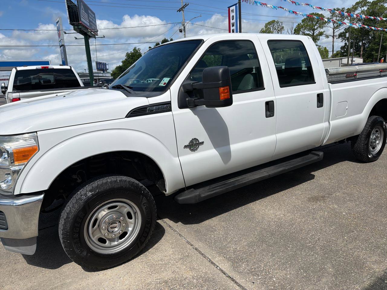 Used 2012 Ford F350 XL w/ PWR Equipment Group AWD/4WD image 4
