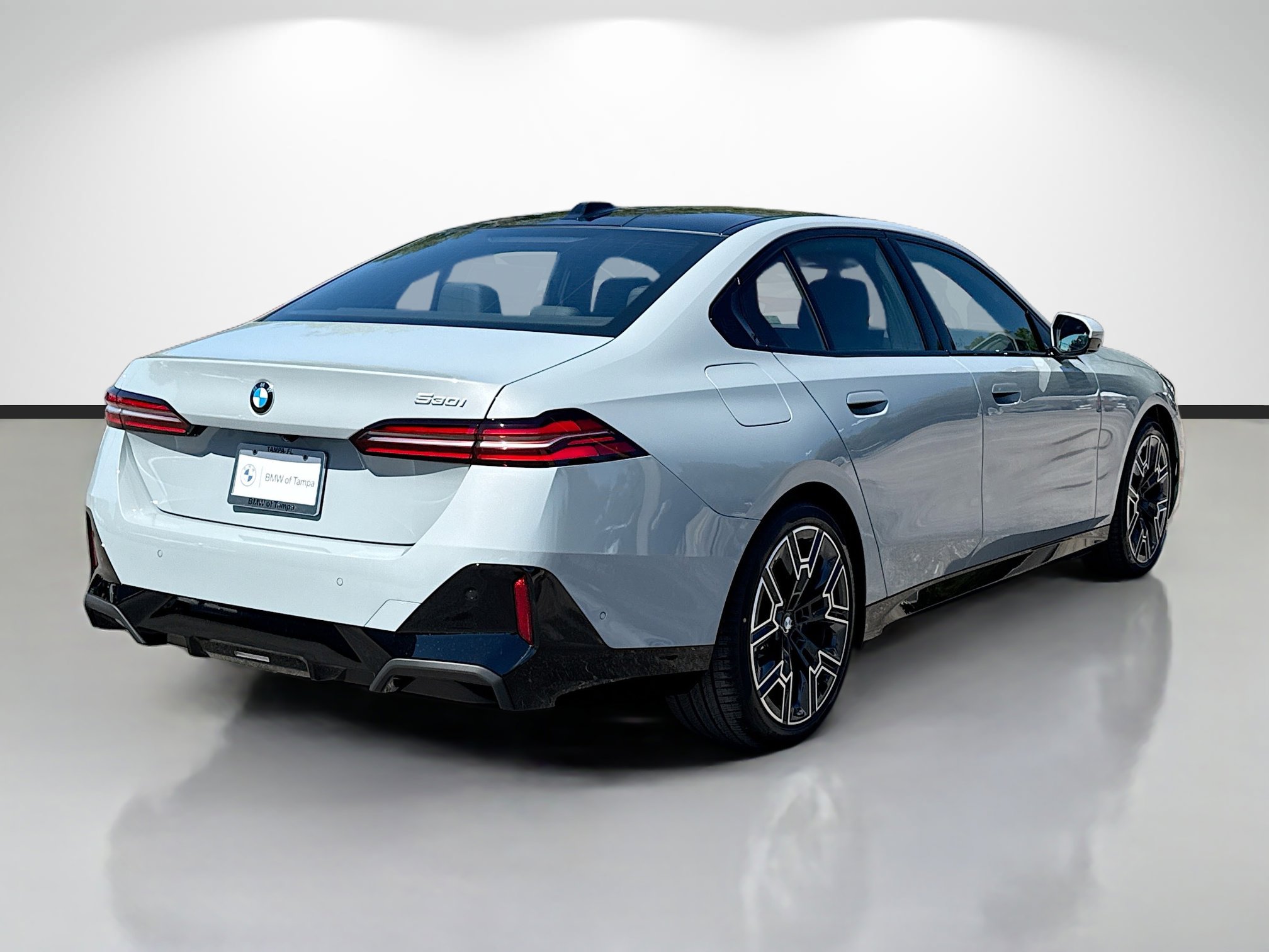 New 2027 BMW 530i w/ M Sport Package RWD image 3