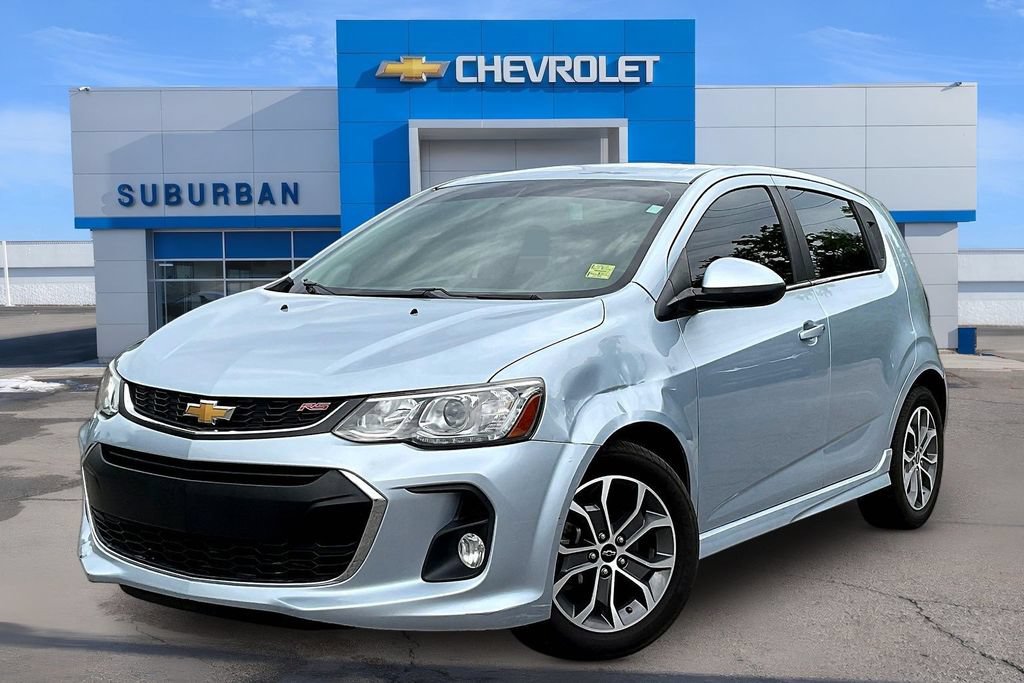 Used 2018 Chevrolet Sonic LT w/ Convenience Package FWD image 1