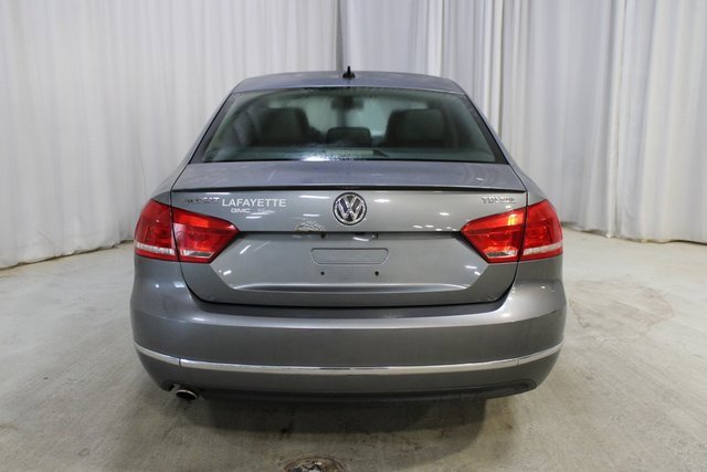 Used 2013 Volkswagen Passat TDI SEL Premium image 5