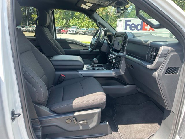 New 2026 Ford F150 XLT w/ Equipment Group 302A MID AWD/4WD image 11