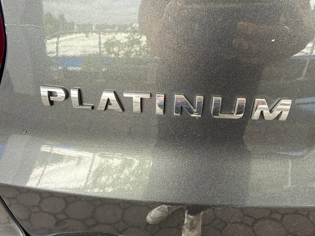 Used 2016 Ford Explorer Platinum AWD/4WD image 12