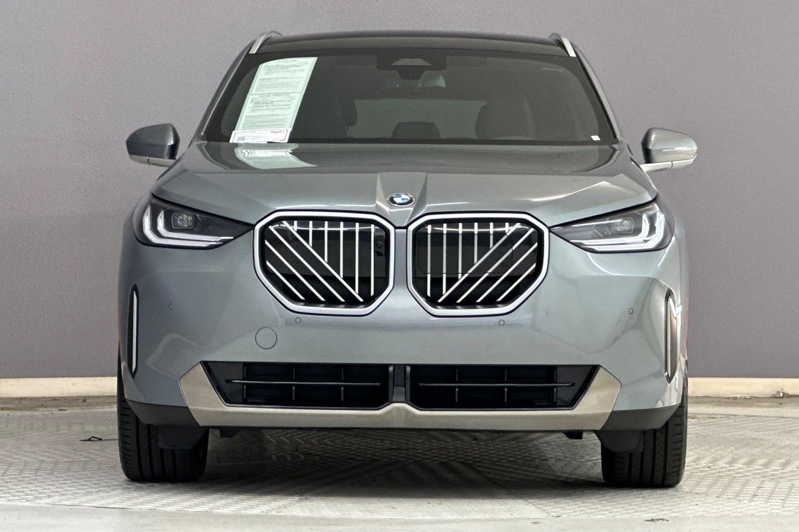 Used 2025 BMW X3 xDrive30 w/ Premium Package AWD/4WD image 4