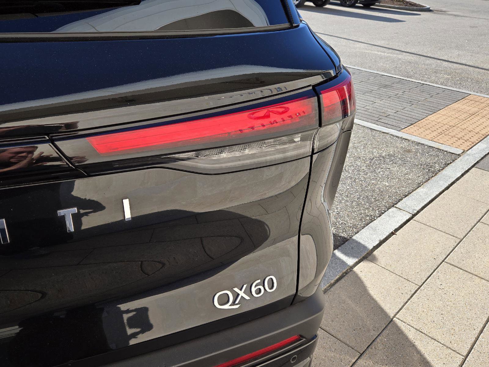 Certified 2023 INFINITI QX60 Pure image 15