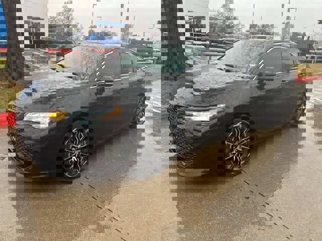 Used 2019 Toyota Avalon video 2