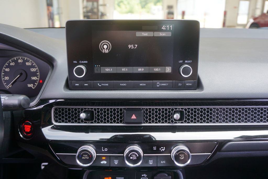 Used 2024 Honda Civic Sport image 8