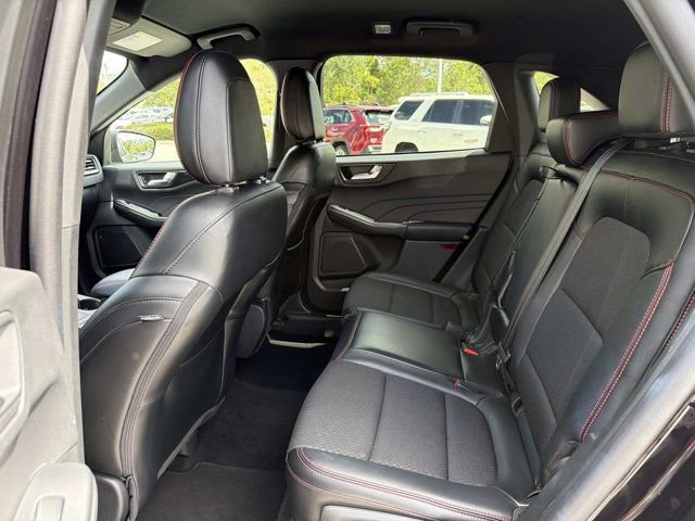 Used 2025 Ford Escape ST-Line AWD/4WD image 15