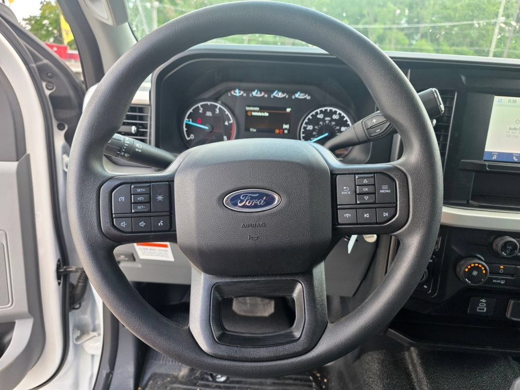 New 2026 Ford F550 4x4 Supercab Super Duty image 29
