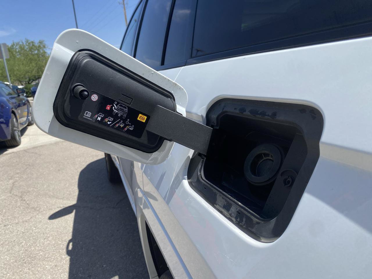 Used 2022 Jeep Grand Cherokee Overland w/ Advanced Protech Group III AWD/4WD image 12