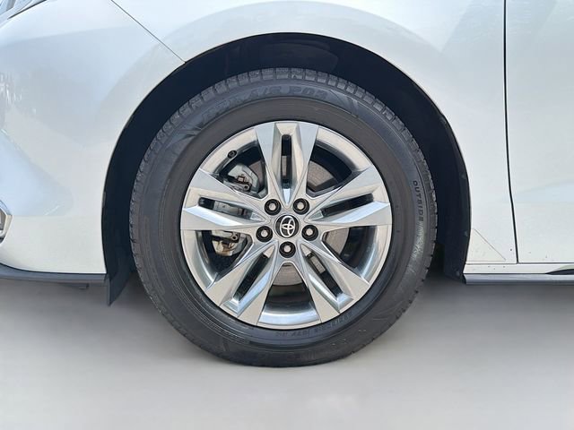 Used 2022 Toyota Sienna Limited FWD image 44