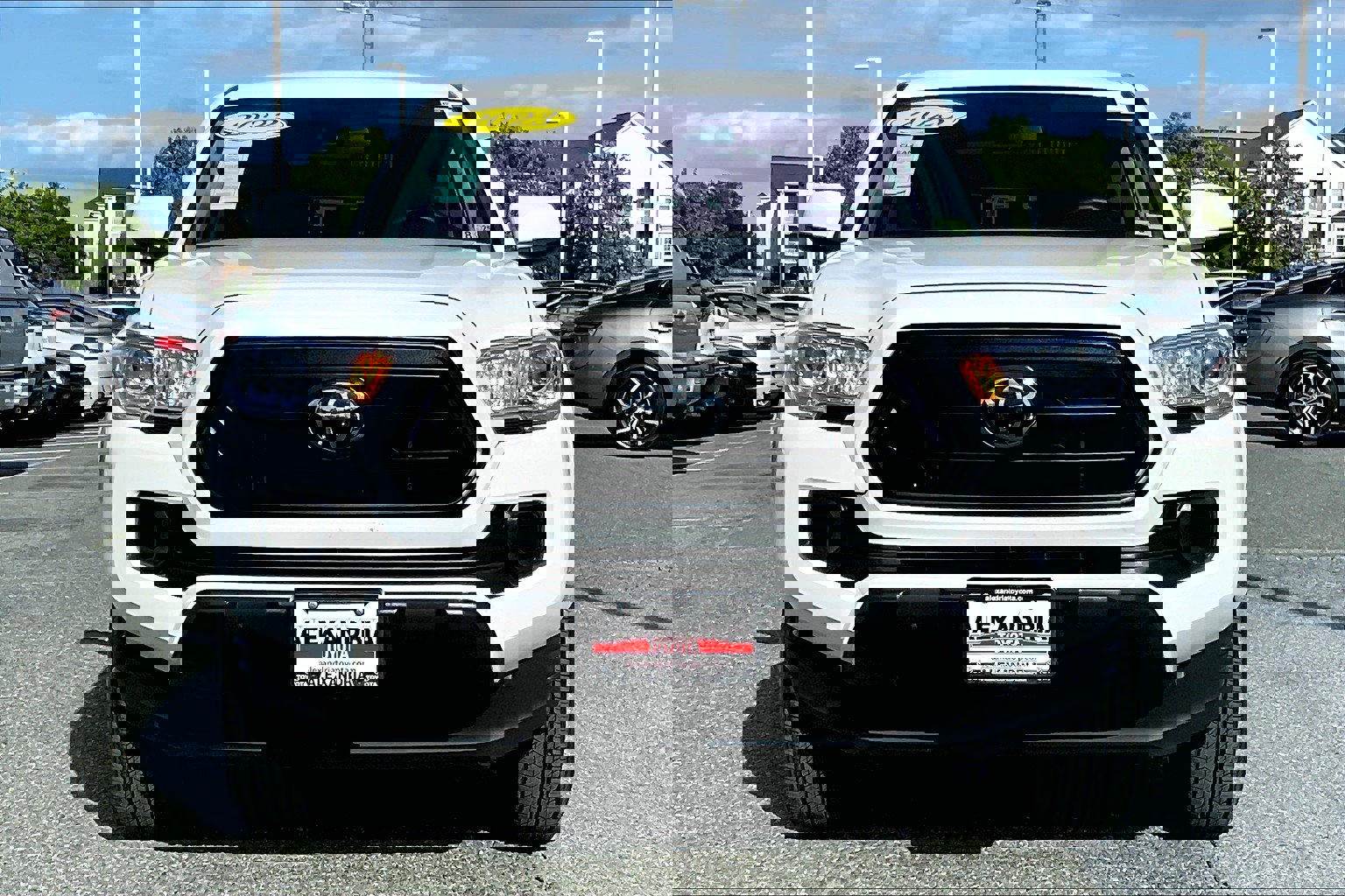 Used 2023 Toyota Tacoma SR w/ SR Convenience Package image 3