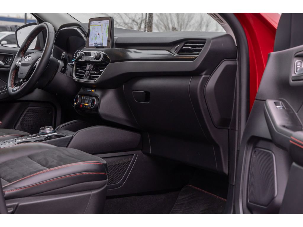 Used 2022 Ford Escape SEL w/ SEL Stealth AWD Package image 10