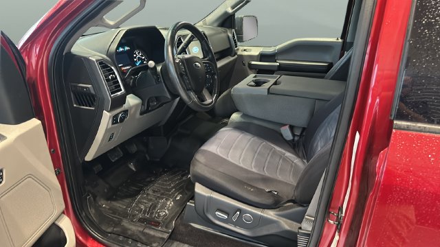 Used 2016 Ford F150 XLT w/ Equipment Group 302A Luxury AWD/4WD image 7