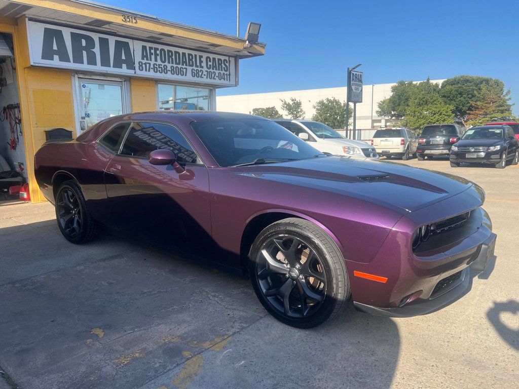 Used 2020 Dodge Challenger SXT w/ Blacktop Package