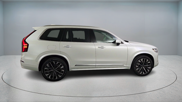 New 2026 Volvo XC90 T8 Ultra w/ Protection Package Premier AWD/4WD image 8