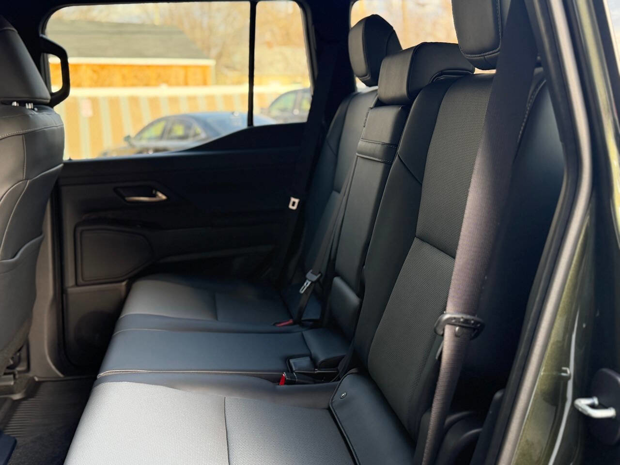 Used 2024 Lexus GX 550 w/ Accessory Package (Z1) image 42