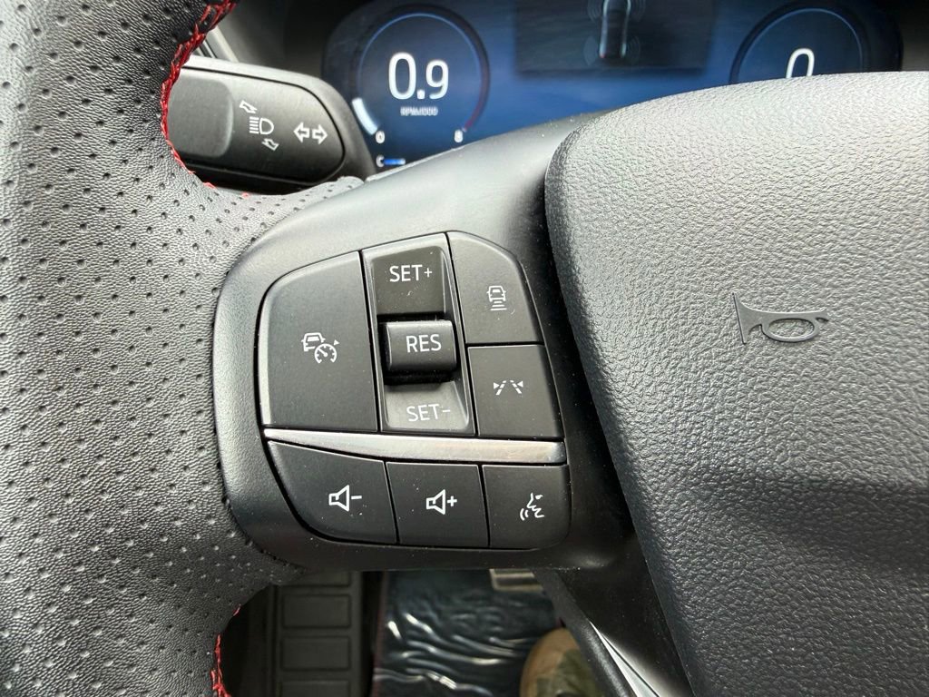 Certified 2023 Ford Escape ST-Line Elite w/ Premium Technology Package AWD/4WD image 17