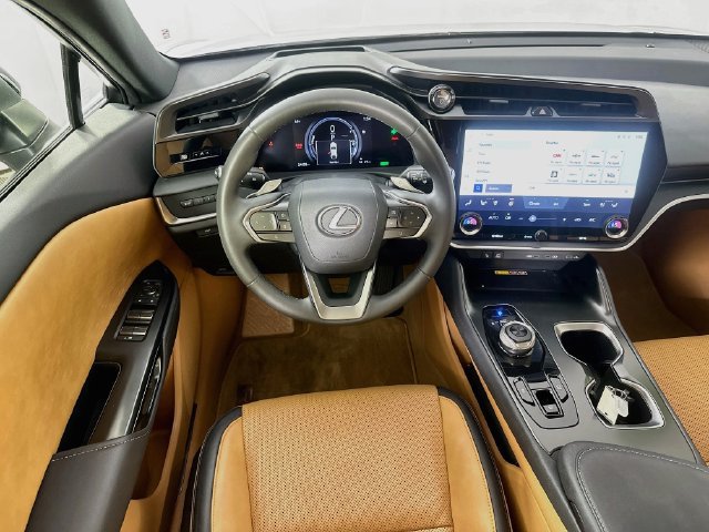 Used 2023 Lexus RZ 450e Premium w/ Technology Package AWD/4WD image 3