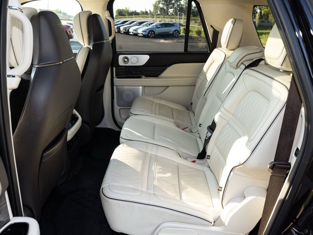 Used 2022 Lincoln Navigator L Black Label AWD/4WD image 48